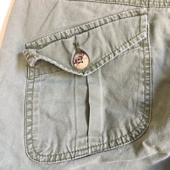 Vintage Y2K Low-Rise Army Green Utility Cargo Capris Shorts - Picture 8 of 15